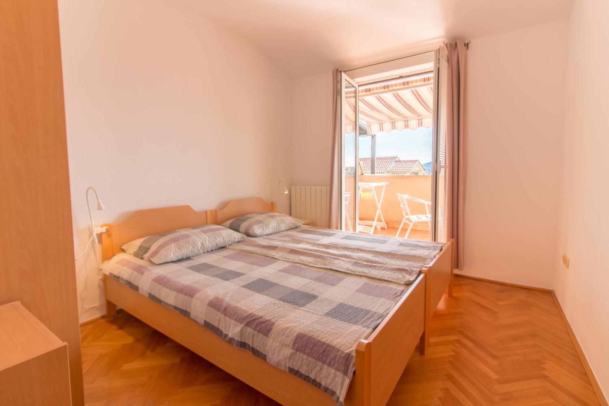 Malinska - Apartment Glavas Экстерьер фото