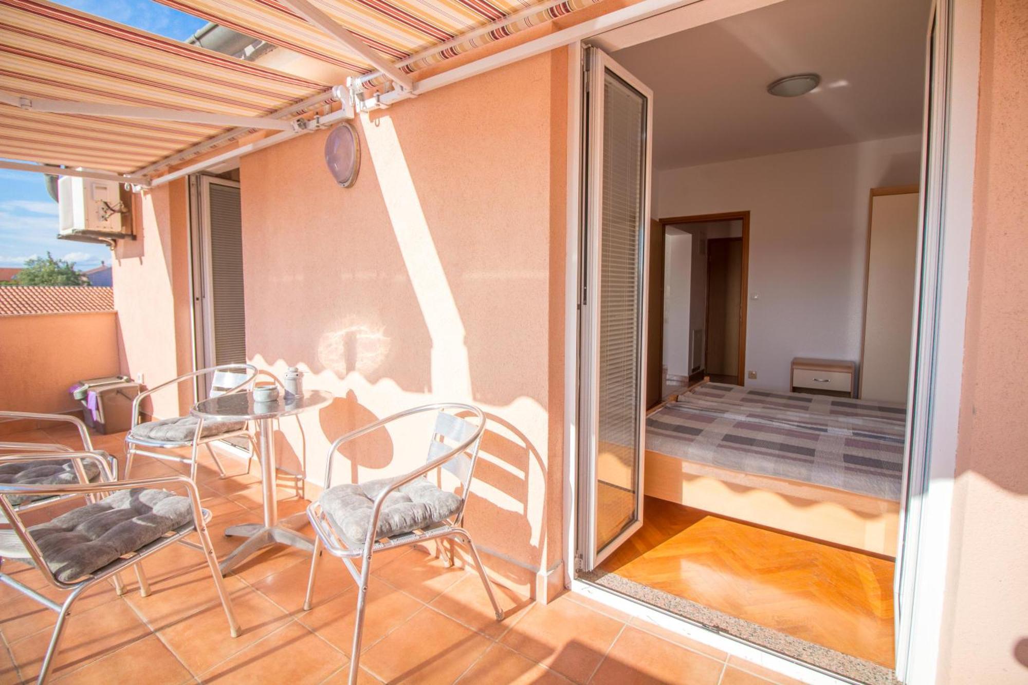 Malinska - Apartment Glavas Экстерьер фото