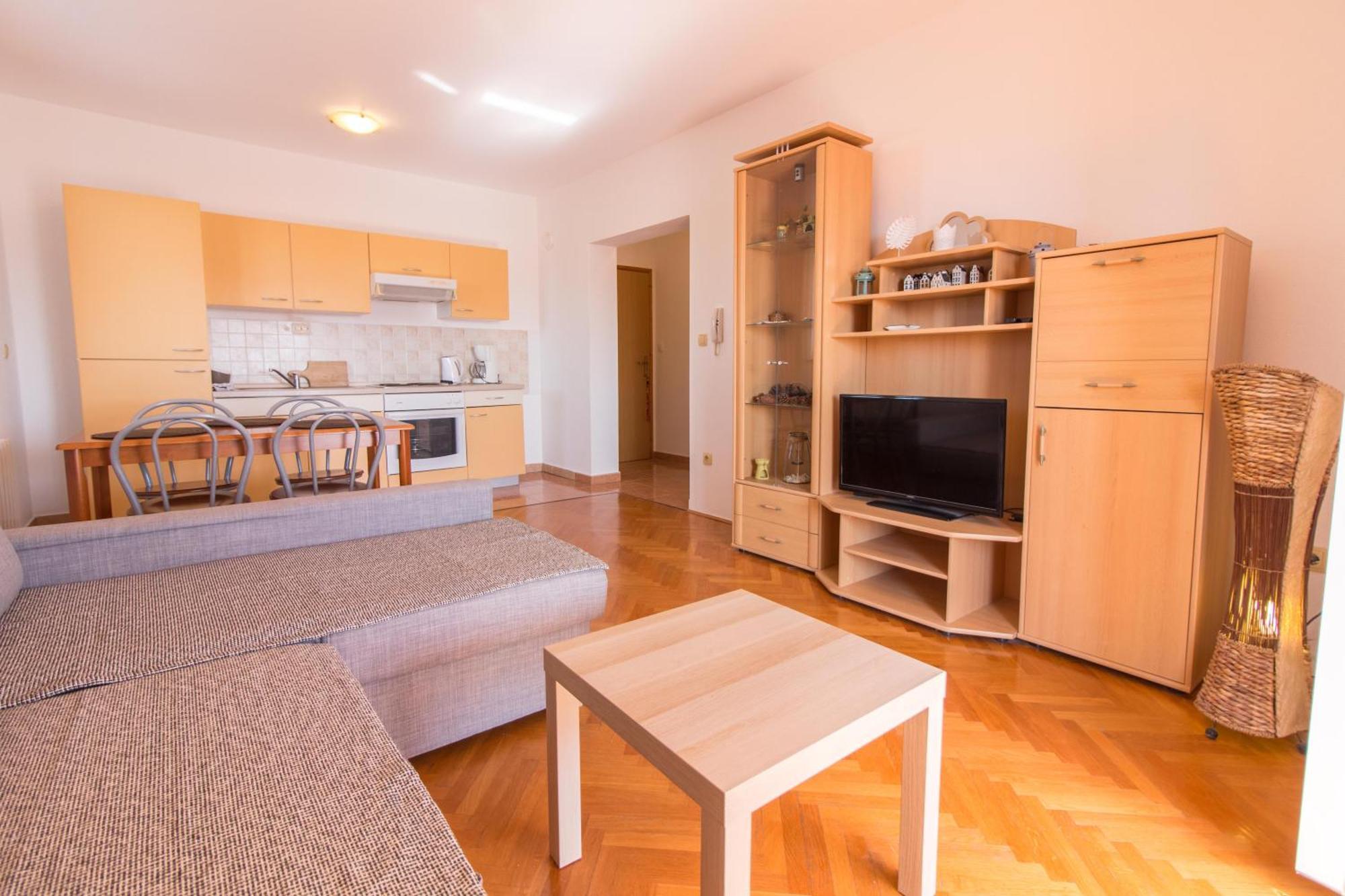 Malinska - Apartment Glavas Экстерьер фото