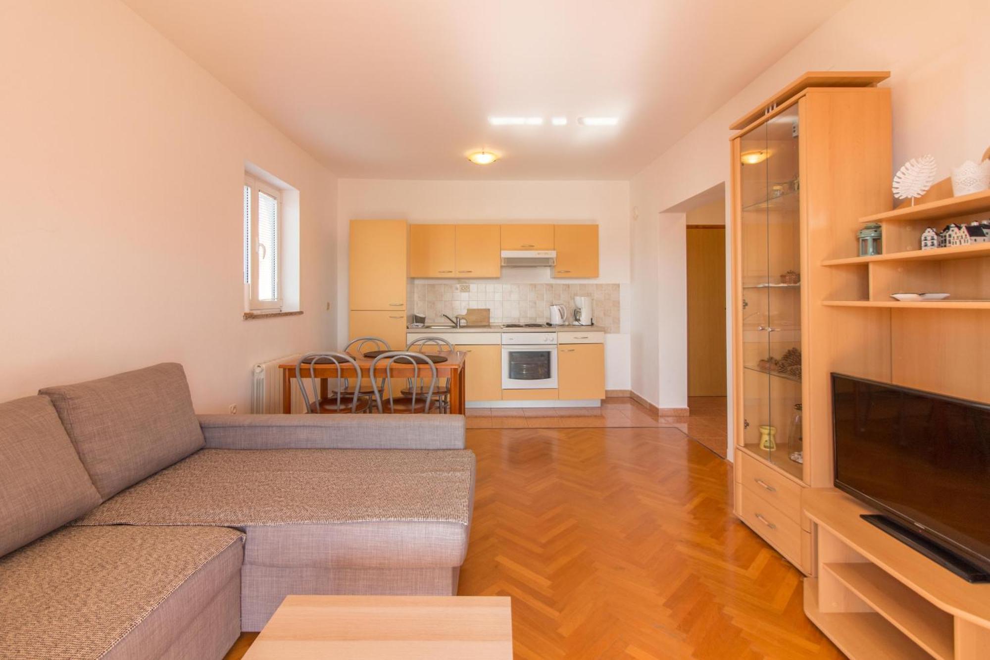 Malinska - Apartment Glavas Экстерьер фото