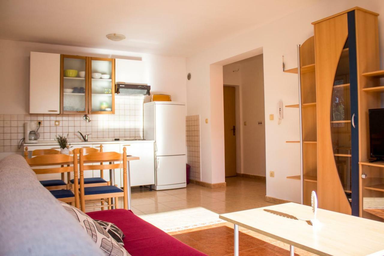 Malinska - Apartment Glavas Экстерьер фото